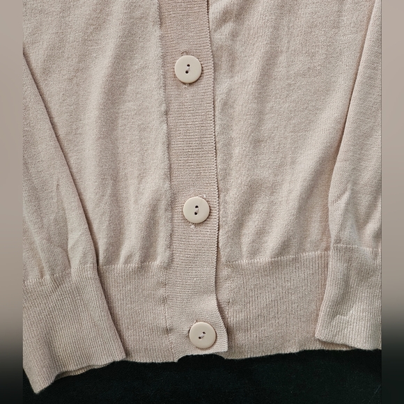 NWT - Silk Blend Bogari Flesh Colored Cardigan w Flower - Size XL - Picture 6 of 8